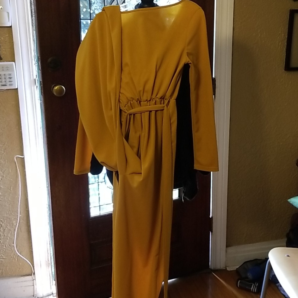 Jumper - Picture 2 of 4